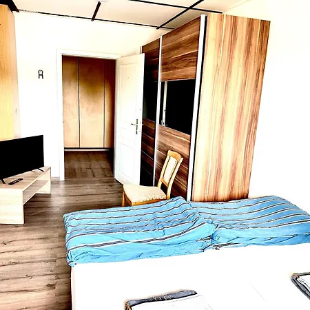 Hostel Jasmin A Κέμνιτς