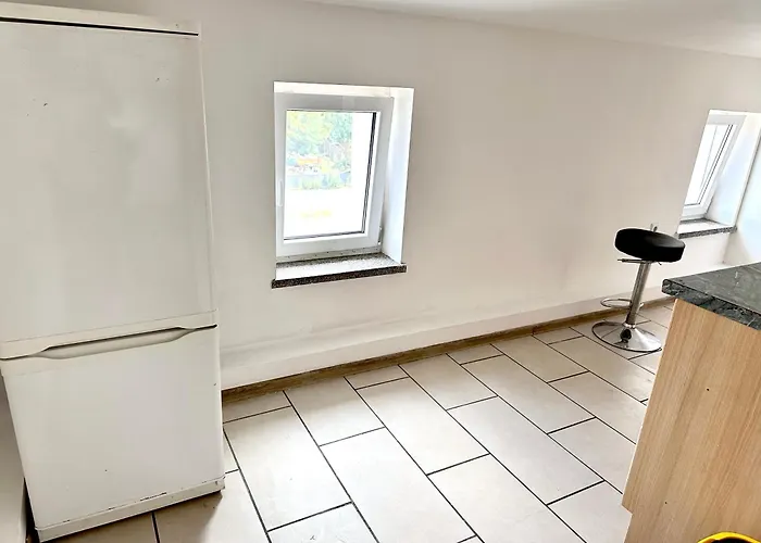 Jasmin A Хостел *